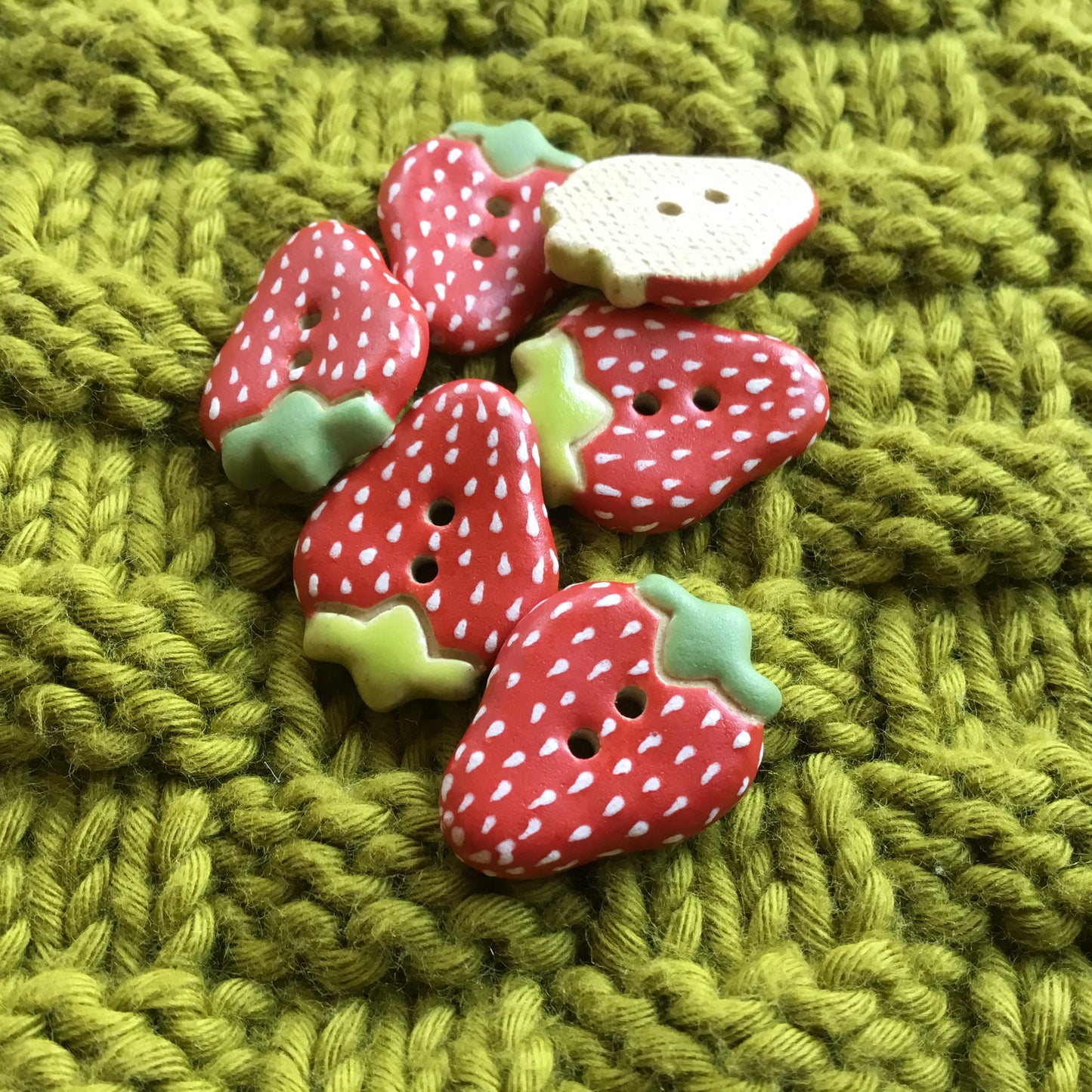 Stoneware Strawberry Button 11/16" x 7/8”