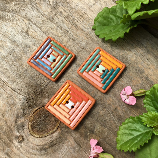 Log Cabin Quilt Button 1”