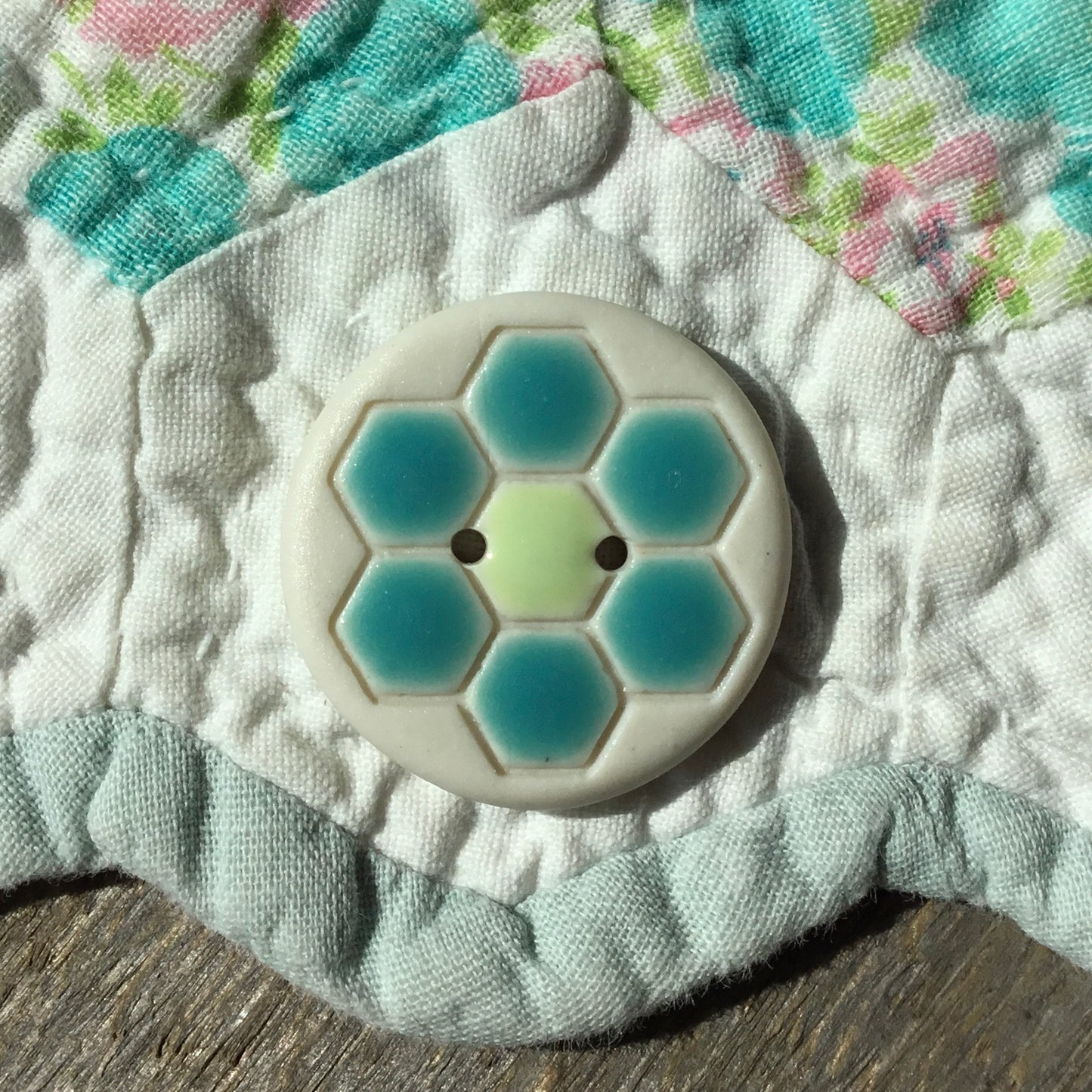 ‘Grandma’s Flower Garden’ Porcelain Button 1"