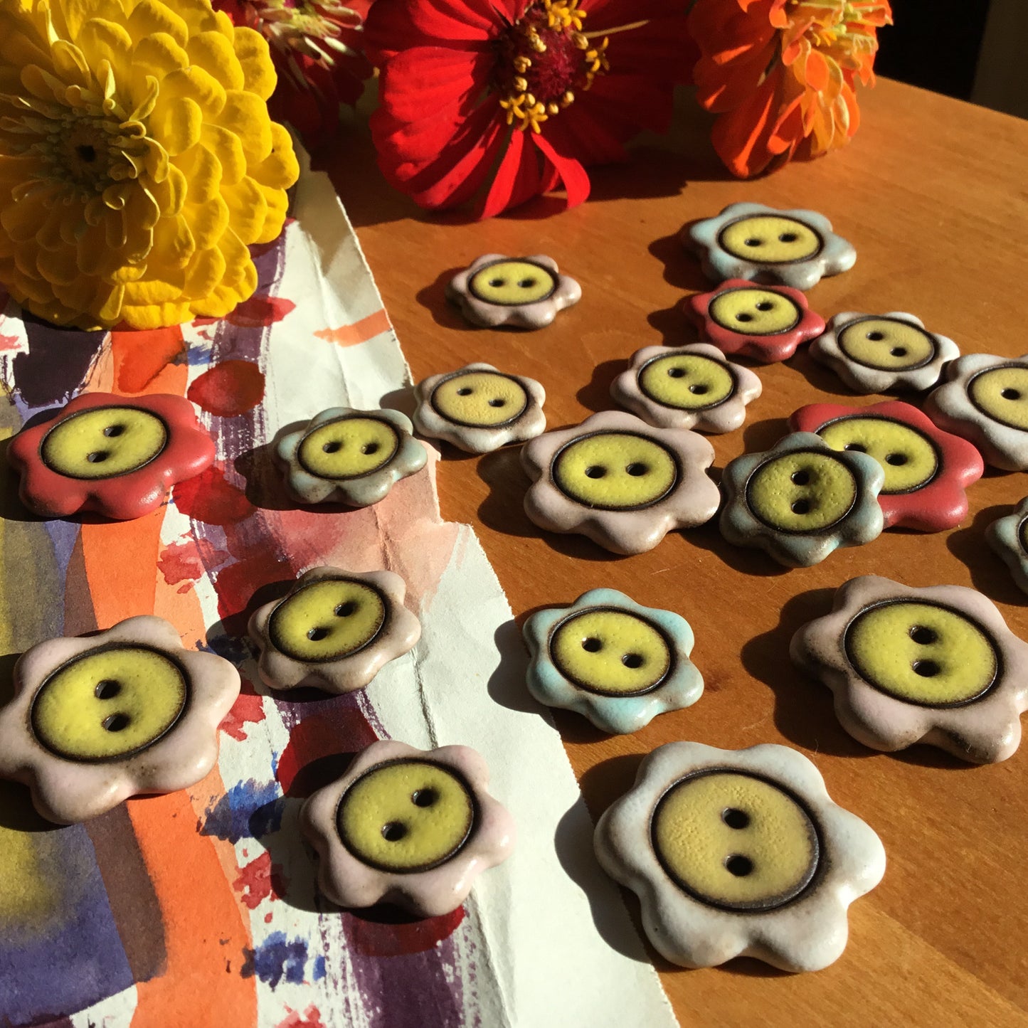 ‘Floral Darlings' Black Stoneware Button