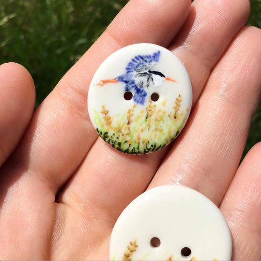 ‘Heron Above the Grass’ 1-1/16” one-of-a-kind 2-pack